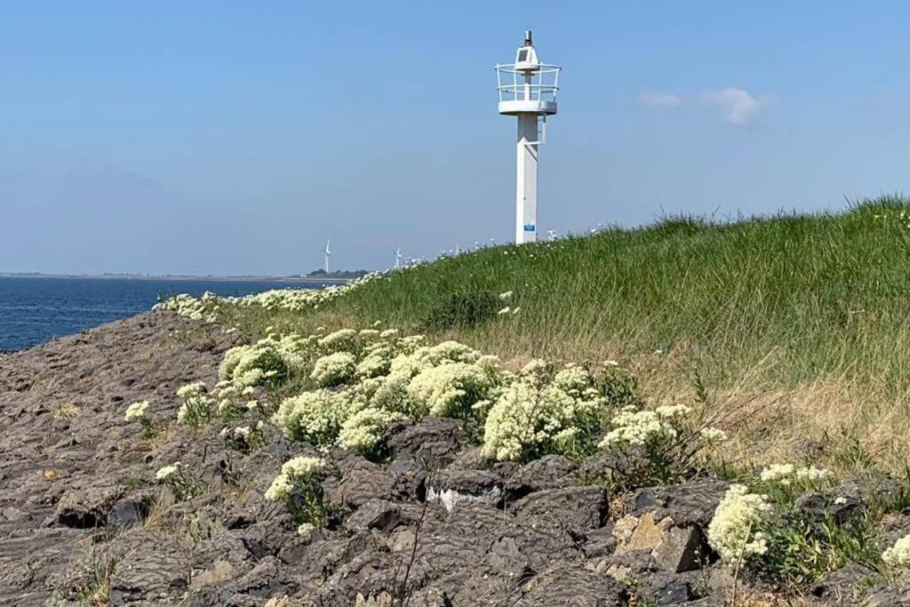 Logeren Op De Thoolse Parel Vakantiehuis Stavenisse Esterno foto